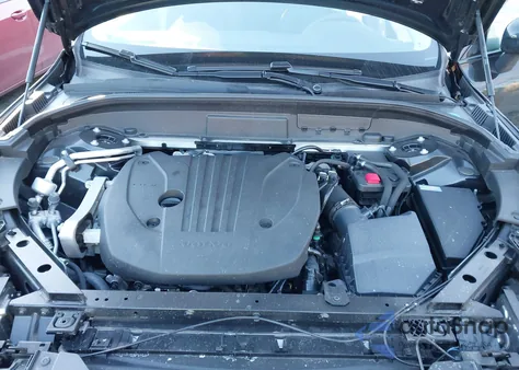 2025 Volvo Xc60 B5 Plus z USA, uszkodzony, nr VIN YV4M12RC2S1132405